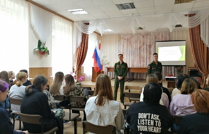 Встреча со студентами Военного университета